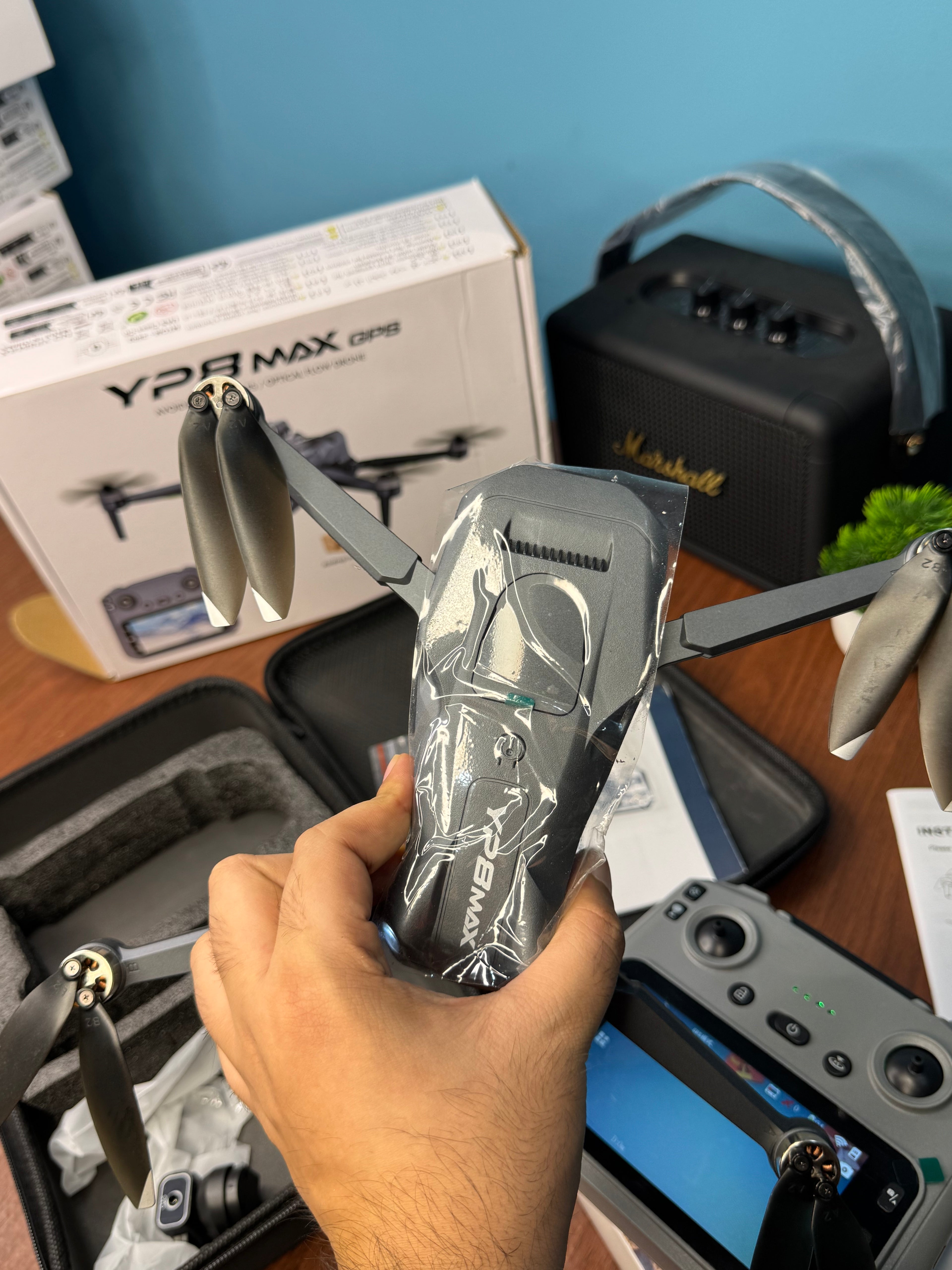 YP8 Max GPS Drone with 4.5″ Screen Remote & Obstacle Avoidance